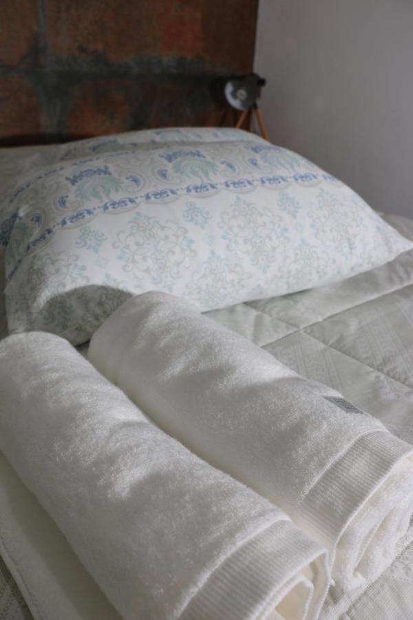 Excelente Quarto Com Cama De Casal King Em Casa Perto Do Aeroporto De Curitiba Sao Jose dos Pinhais Exterior photo